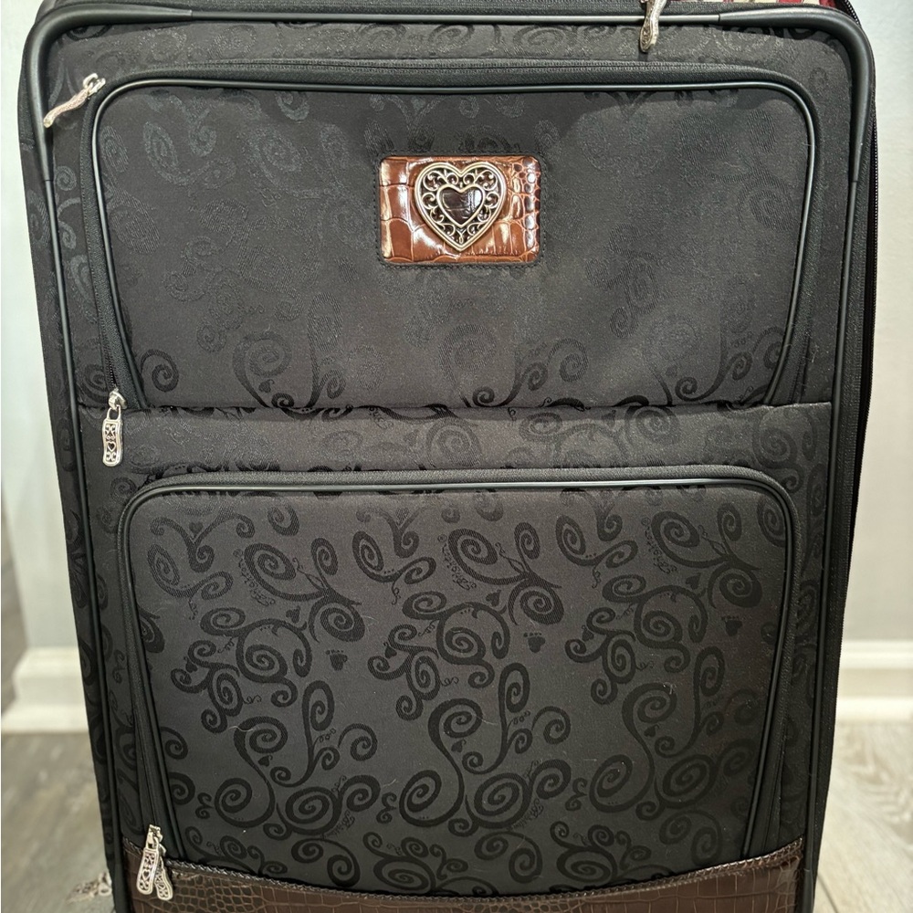 Brighton luggage 24” expandable packing case